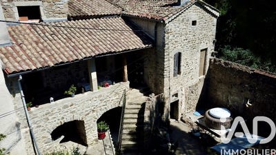 /international/fr/saint-etienne-de-fontbellon-rhone-310103244249/