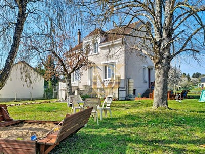 /international/fr/chisseaux-centre-val-de-loire-310106999023/