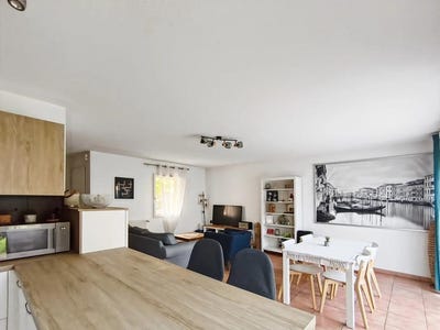 /international/fr/pau-aquitaine-310108138324/