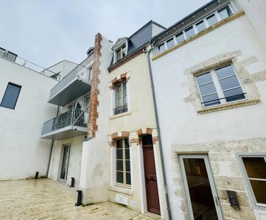 /international/fr/orleans-centre-val-de-loire-120088740099/