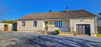 /international/fr/terrasson-lavilledieu-aquitaine-310100885894/