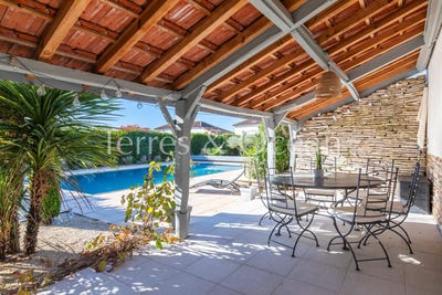 /international/fr/peyrehorade-aquitaine-310101087362/
