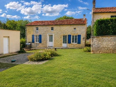 /international/fr/longre-charente-310108920928/