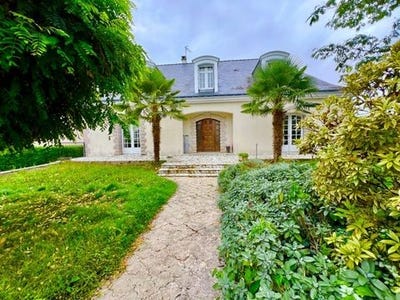 /international/fr/chateauneuf-sur-sarthe-pays-de-la-loire-310099625921/