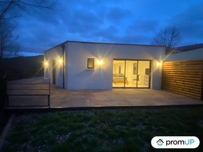 /international/fr/saint-germain-laprade-auvergne-310103799549/