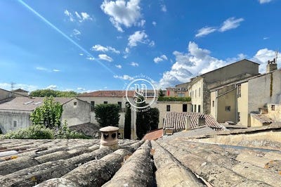 /international/fr/uzes-languedoc-roussillon-310100989596/?lang=zh-cn