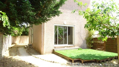 /international/fr/carcassonne-languedoc-roussillon-310107524191/