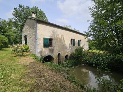 /international/fr/laparade-aquitaine-310101441888/?lang=zh-tw