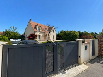 /international/fr/grisy-suisnes-ile-de-france-310107521772/