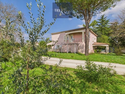 /international/fr/bagard-languedoc-roussillon-310104289324/