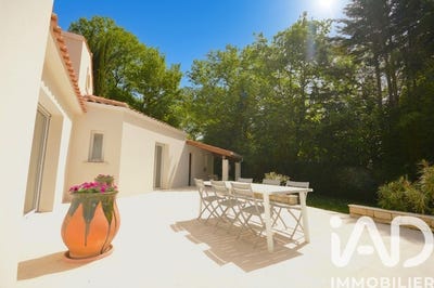 /international/fr/pisany-charente-310107578049/