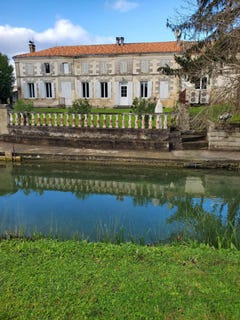 /international/fr/semoussac-charente-310102766367/