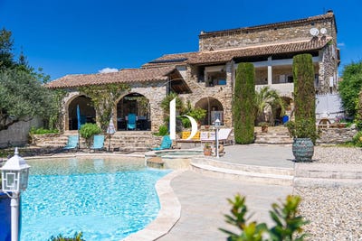 /international/fr/vezenobres-languedoc-roussillon-310107837396/