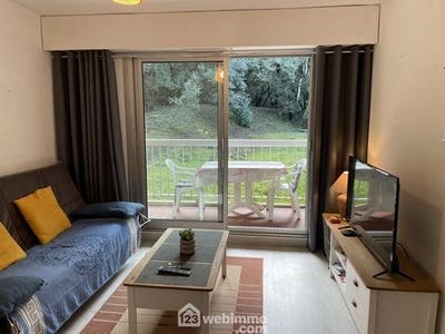 /international/fr/jard-sur-mer-pays-de-la-loire-310105969438/