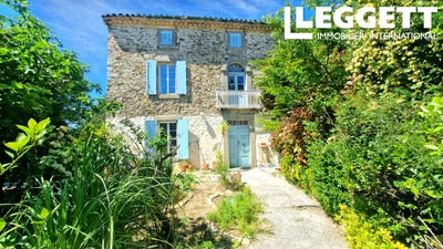 /international/fr/pouzols-minervois-languedoc-roussillon-310107643995/