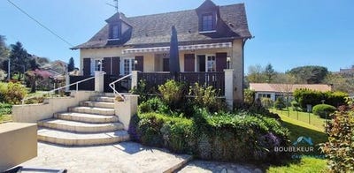 /international/fr/couze-et-st-front-aquitaine-310099348389/