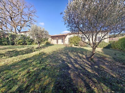 /international/fr/limoux-languedoc-roussillon-310105351222/