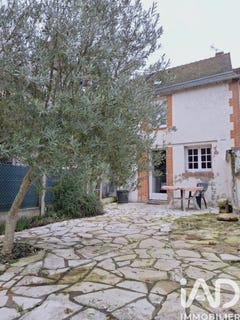 /international/fr/briare-centre-val-de-loire-310105896377/