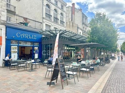 /international/fr/saumur-pays-de-la-loire-310101376500/?lang=en