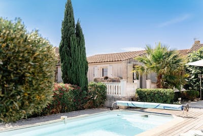 /international/fr/ginestas-languedoc-roussillon-310107046453/