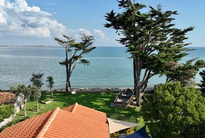 /international/fr/noirmoutier-en-l-ile-pays-de-la-loire-310098943047/