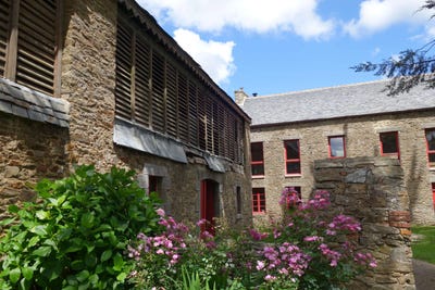 /international/fr/landivisiau-brittany-310106685210/