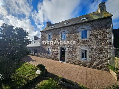 /international/fr/ploezal-brittany-310106779383/