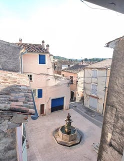 /international/fr/varages-provence-alpes-cote-d-azur-310104963426/