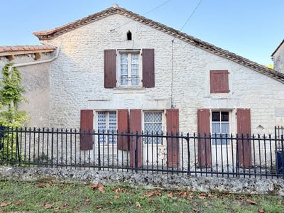 /international/fr/villebois-lavalette-charente-310107561874/