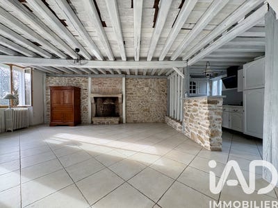 /international/fr/epineuil-le-fleuriel-centre-val-de-loire-310105369408/