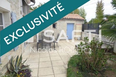 /international/fr/saint-christophe-sur-roc-charente-310103283821/
