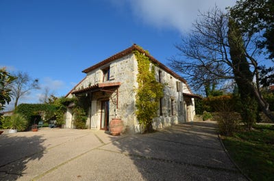 /international/fr/castera-verduzan-midi-pyrenees-310100939093/?lang=zh-tw