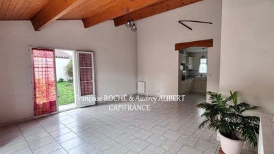 /international/fr/saintes-charente-310109094204/