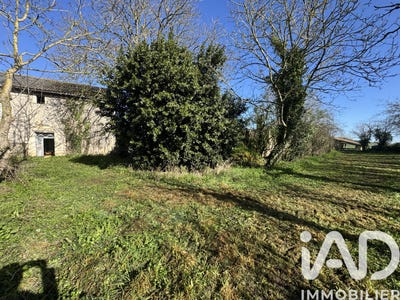 /international/fr/saint-jean-de-sauves-charente-310106684986/?lang=th