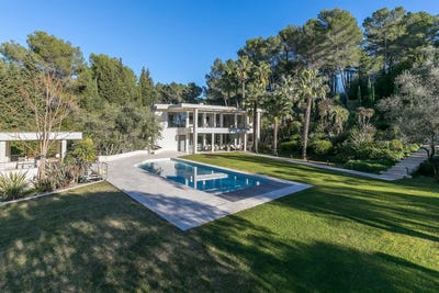 /international/fr/mougins-hh-12779548-mougins-provence-alpes-cote-d-azur-310100952546/?lang=zh-cn