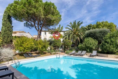 /international/fr/homps-languedoc-roussillon-310103588946/