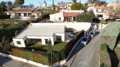 /international/fr/venelles-provence-alpes-cote-d-azur-310108212741/