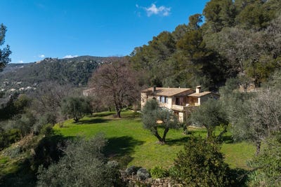/international/fr/grasse-hh-15326646-grasse-provence-alpes-cote-d-azur-310100958323/?lang=fr