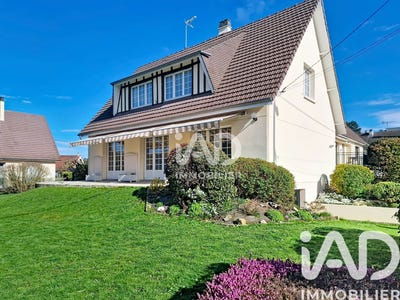 /international/fr/duclair-upper-normandy-310106166857/