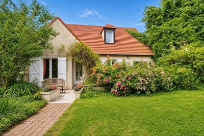 /international/fr/fere-en-tardenois-picardie-310108763777/