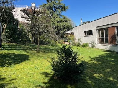 /international/fr/saint-cloud-ile-de-france-310098923760/