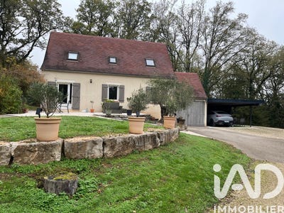 /international/fr/saint-cirq-lapopie-midi-pyrenees-310105909481/