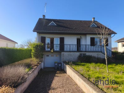 /international/fr/cosne-d-allier-auvergne-310107245212/