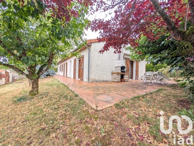/international/fr/buxerolles-charente-310100786266/