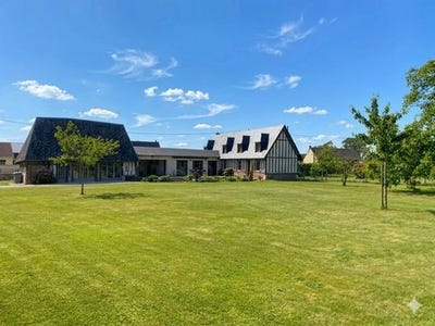 /international/fr/saint-aubin-d-ecrosville-upper-normandy-310108648774/