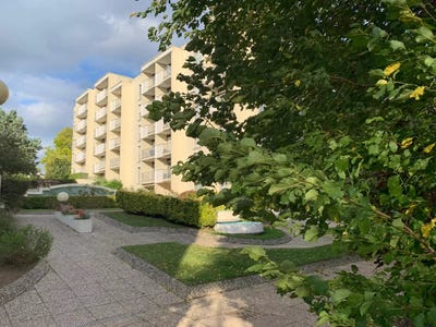 /international/fr/orleans-centre-val-de-loire-310098905525/