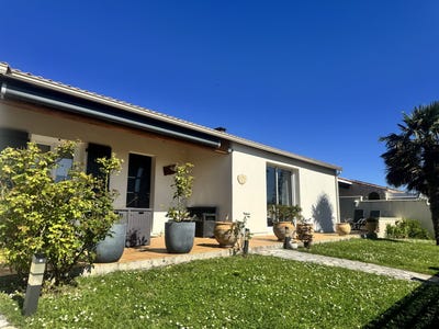 /international/fr/semussac-charente-310106595375/