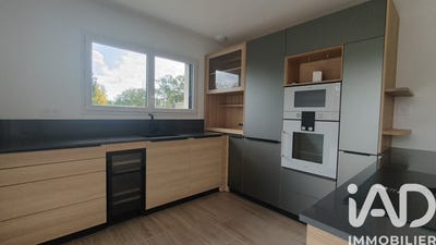 /international/fr/coueron-pays-de-la-loire-310108035562/