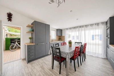 /international/fr/saint-laurent-de-la-pree-charente-310108183570/?lang=th
