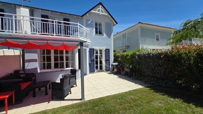 /international/fr/l-aiguillon-sur-vie-pays-de-la-loire-310108895036/